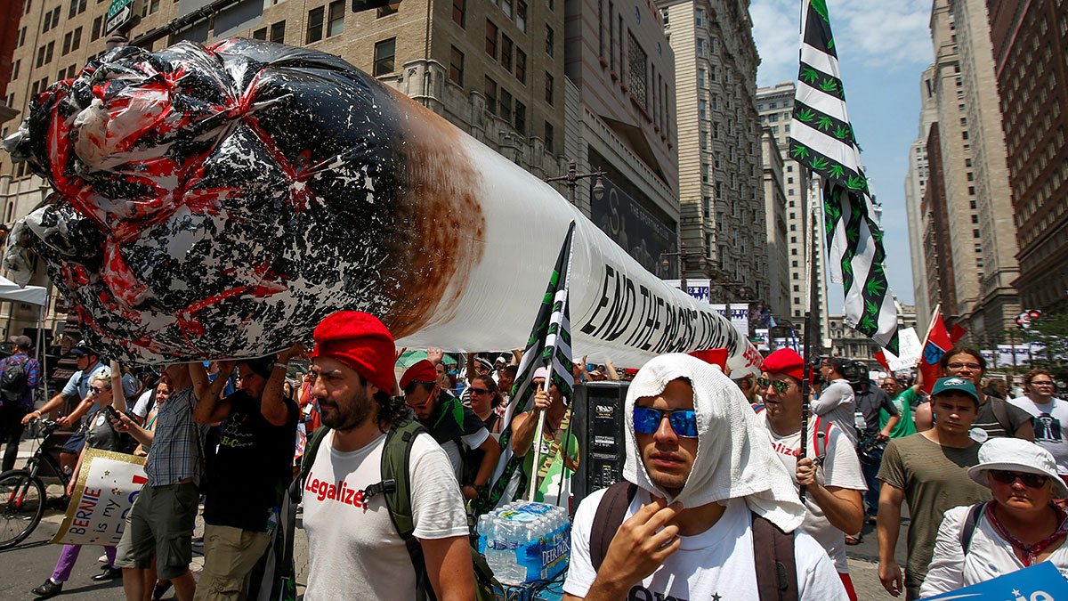 Is Trump the Best Choice for Potheads?