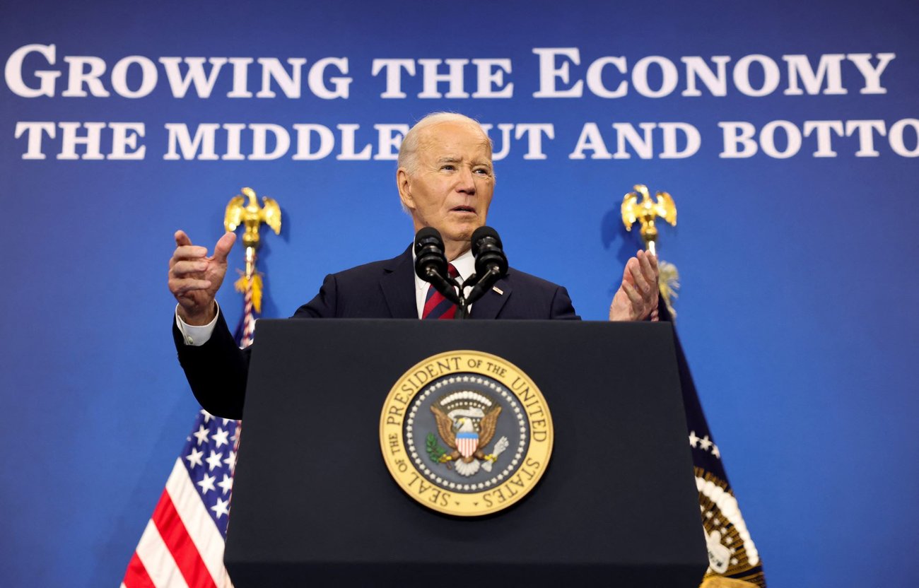 Biden Hails ‘Strongest Economy in Modern History’ as Trump Waits in the Wings
