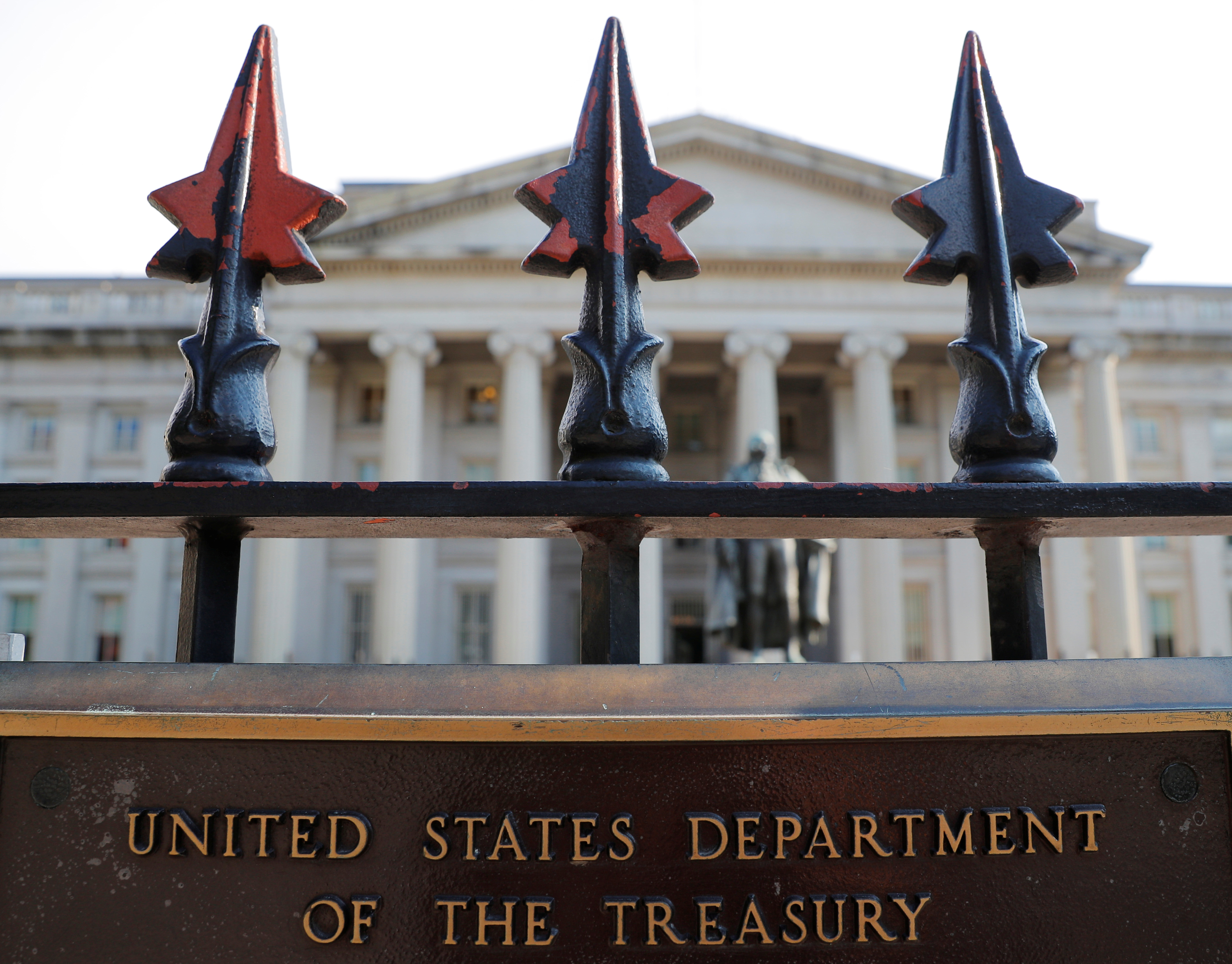 Debt Default Could Occur Between Mid-December and Mid-February: Analysis