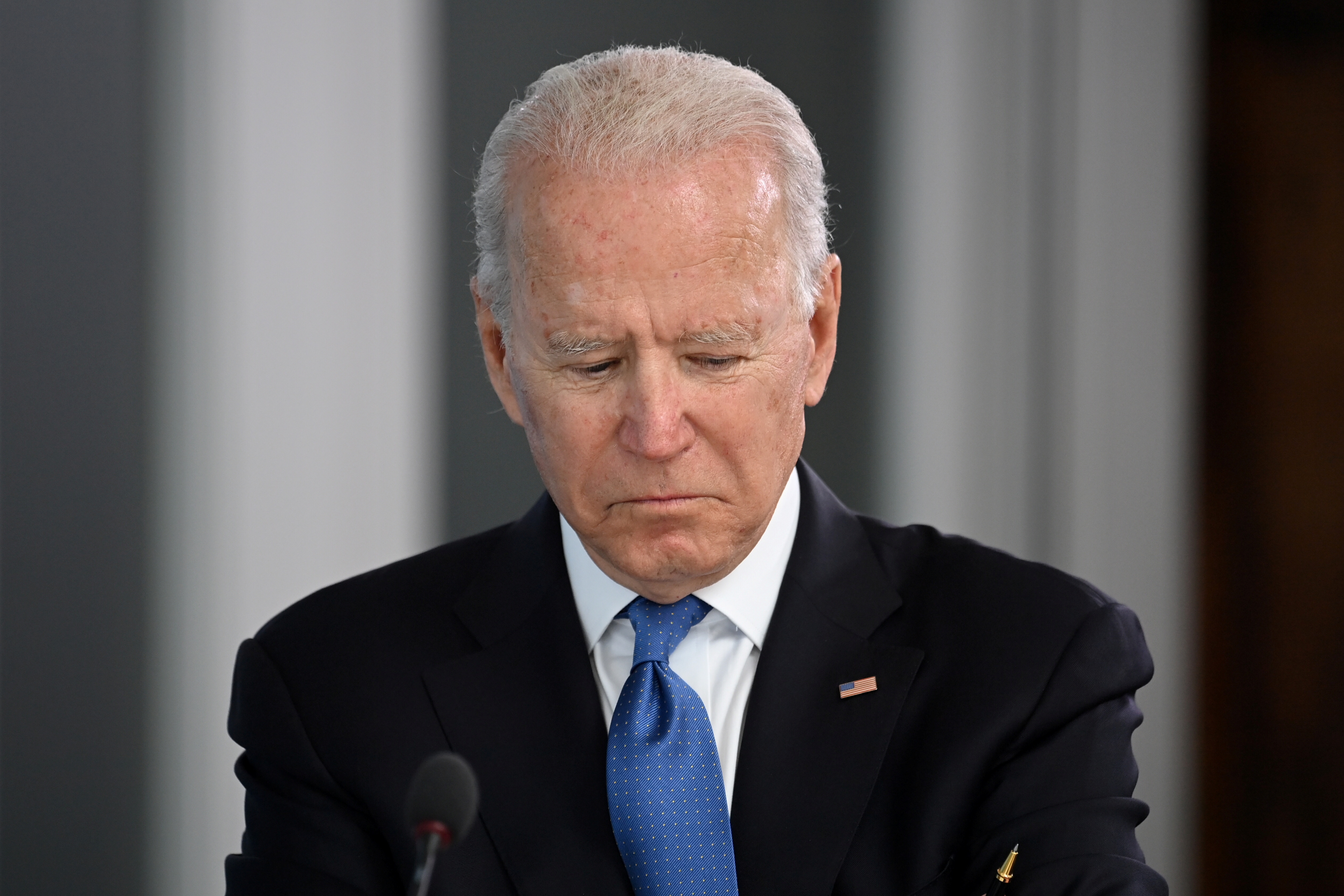 Billions in Pandemic Aid, but No Boost for Biden