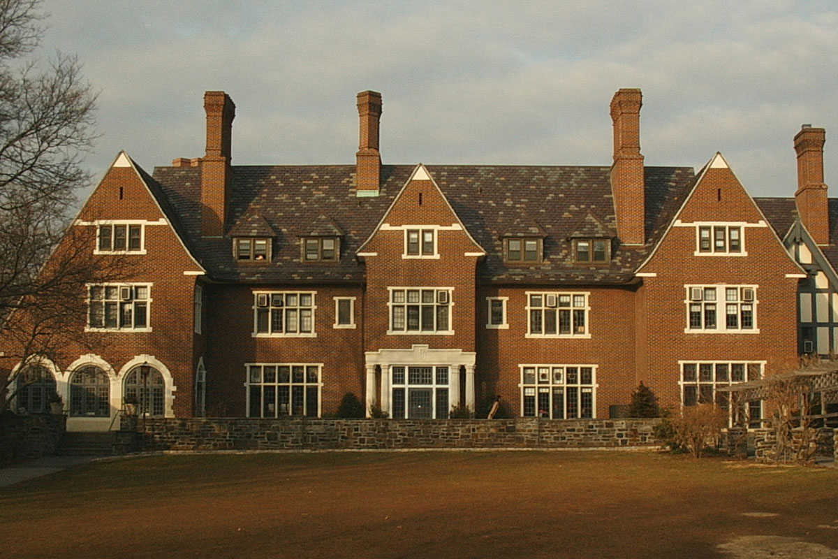 4. Sarah Lawrence College