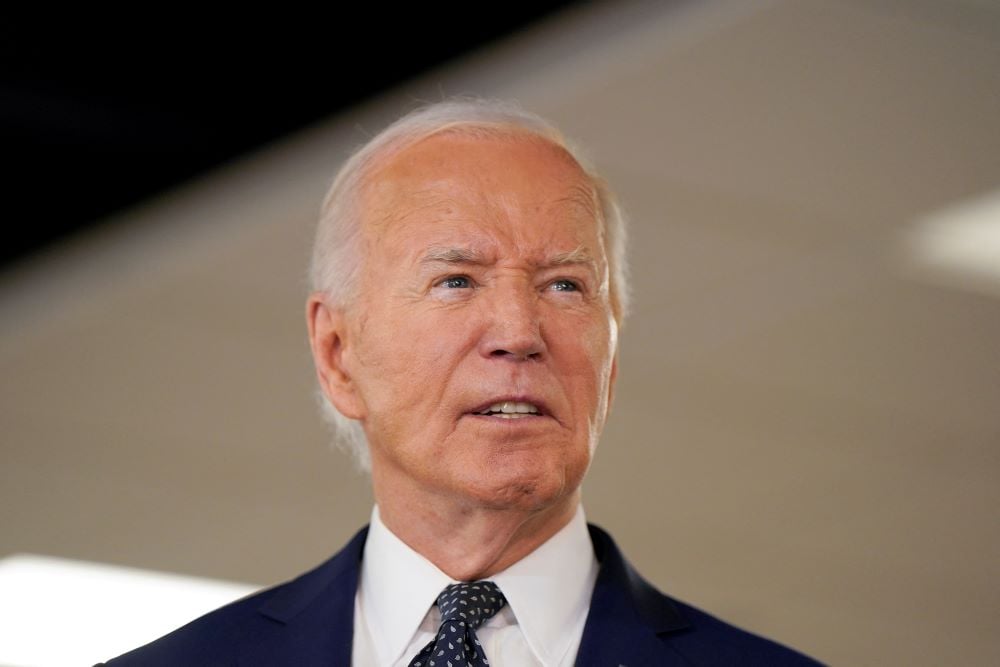 Democratic Lawmakers Start to Publicly Back Away From Biden