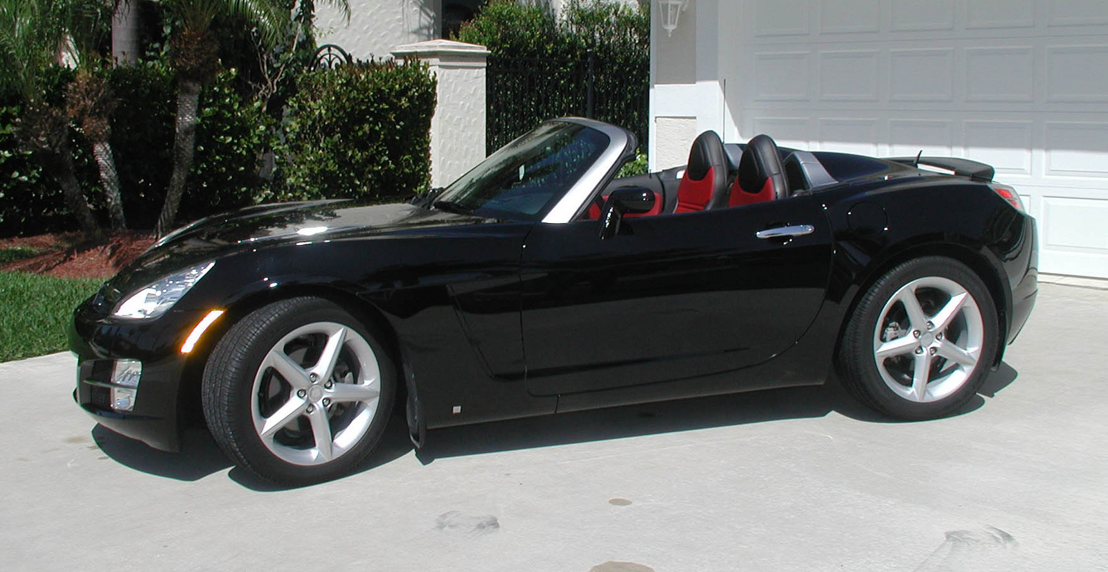 Saturn Sky (2007)
