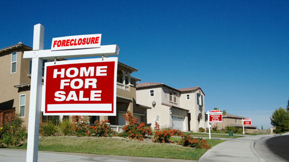 Foreclosure “Squatters” Goad Lenders and Stand Pat