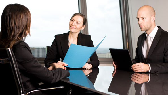 Hiring: What 5 Entrepreneurs Look For in New Grads