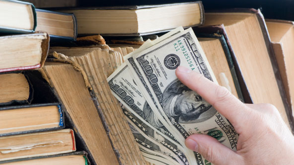 Cheater of the Week Stole $163K in Late Book Fees