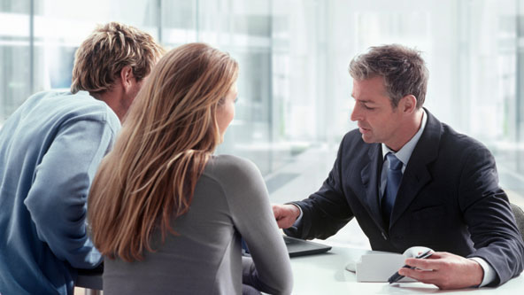 Here’s When You Should Hire a Tax Pro
