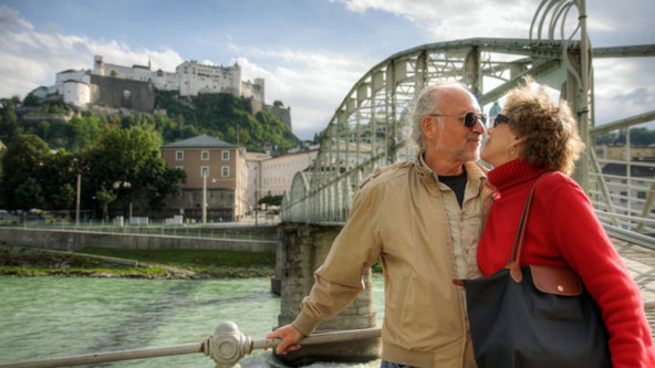 Americans Retiring Abroad: What's Driving Them?