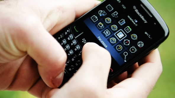 Smart Phone Maker RIM Needs Urgent Wakeup Call