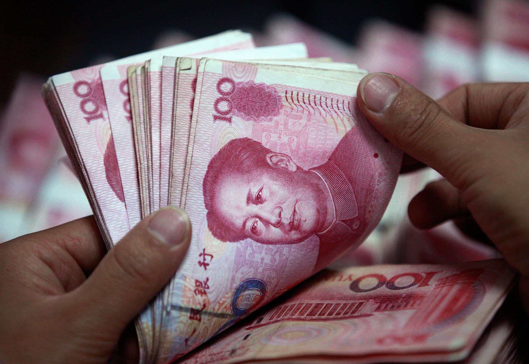 Paulson Says China Must ‘Reboot’ Its Staggering Economy