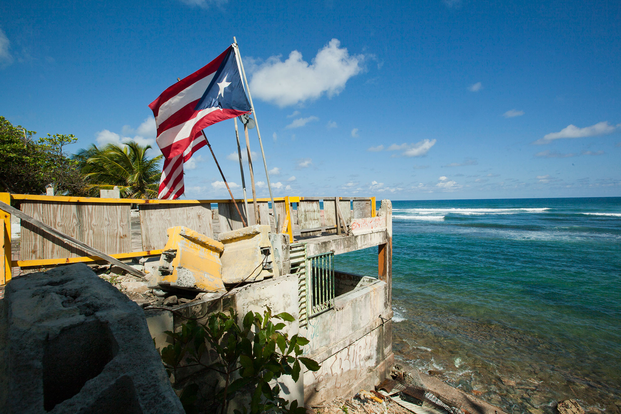 How Hedge Funds Are Profiting from Puerto Rico’s Pain