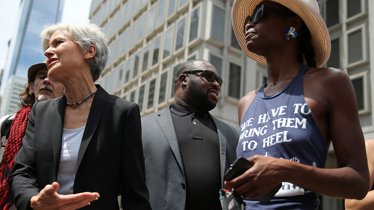 Green Party’s Jill Stein Makes Her Move to Snag Sanders Voters