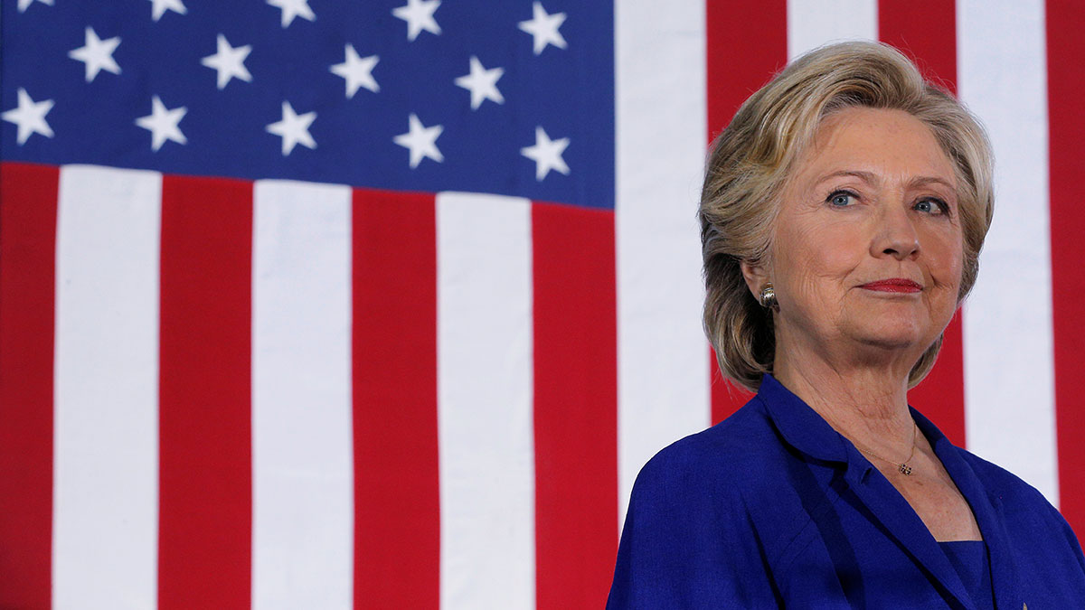 Forget Populism: The Establishment Would Rule a Clinton White House