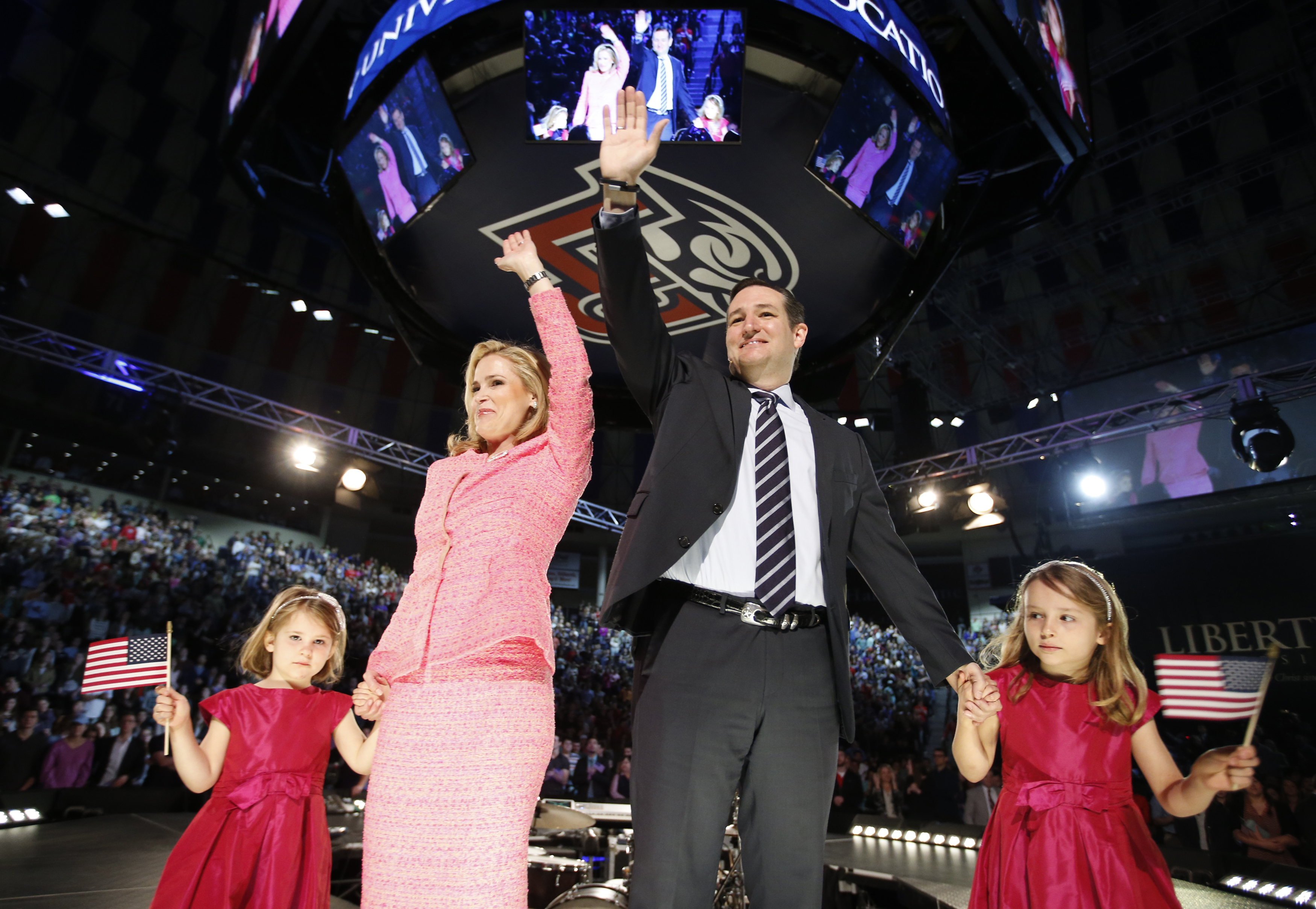 Cruz’s Unreported $1 Million in Bank Loans Won’t Help His Bid for President