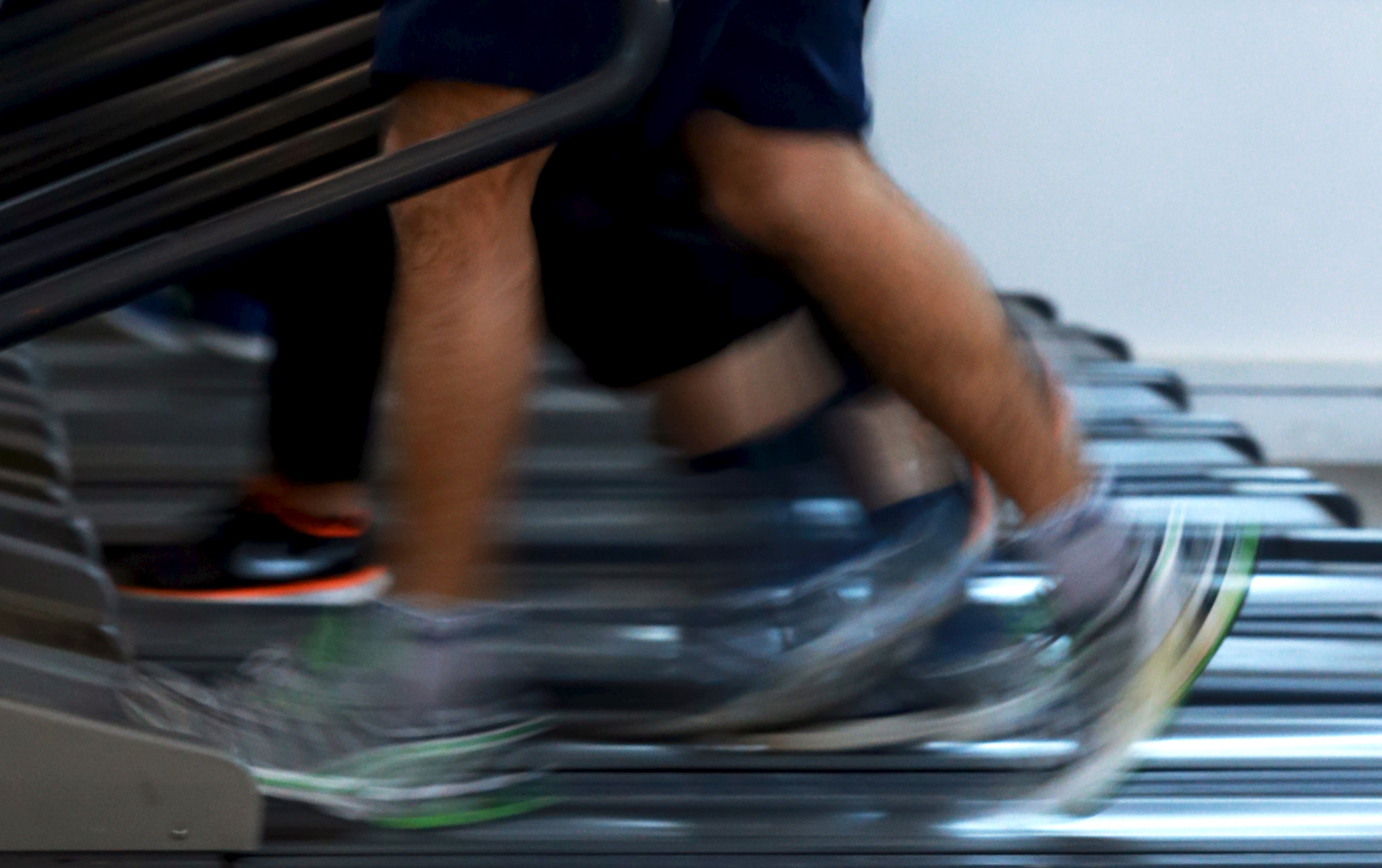How Treadmills Plus Smartphones Can Hurt You