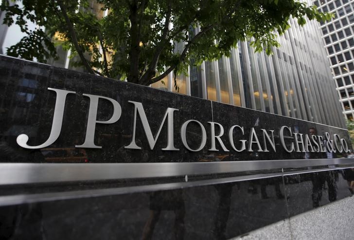 Banks Score Big from New Tax Law: $2.5 Billion in One Quarter