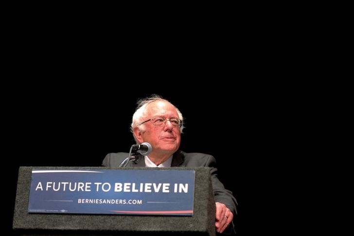 Here’s Why Clinton’s Lead over Sanders Is Shrinking Fast