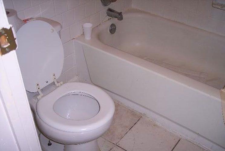 This “value” hotel chain founded in 1999 received the lowest score in the Consumer Report (CR) ranking as well as one of the lowest in JD Power’s survey. On TripAdvisor, guests complained of bed bugs, smoky rooms, cockroaches, the smell of cat pee on the